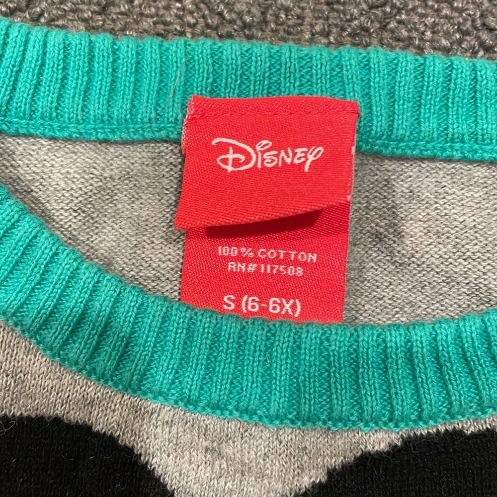 Disney Mickey & Minnie Christmas sweater - Sz S/6 - 100% cotton - Picture 2 of 4